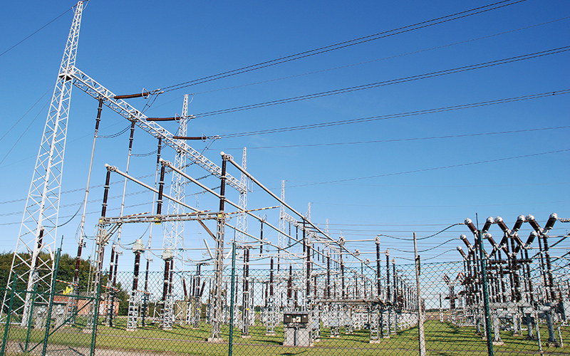 What is a high voltage circuit breaker? How much do you know about electricity?